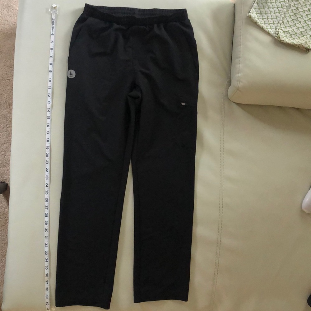 Bass pants